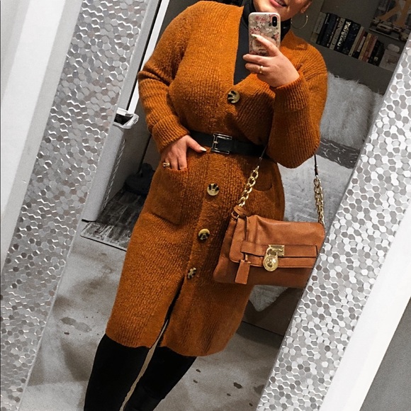 Meet your Posher, Mia - Picture 14 of 16